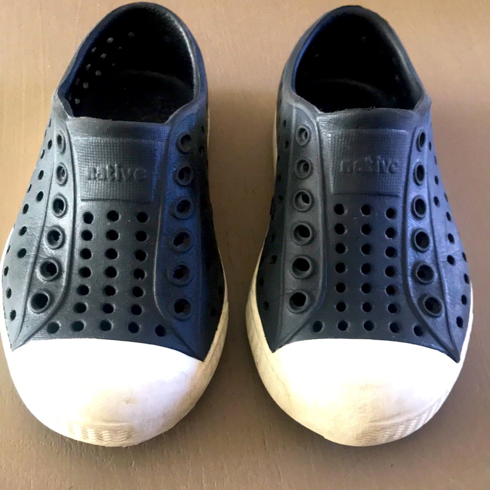 Black Native Toddler size 6